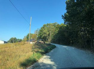 301 Hanshaw Rd, Olive Hill, KY 41164