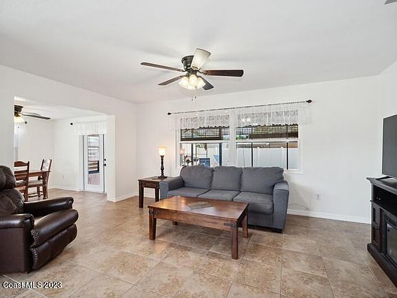 5th image of 1540 Nassau St
