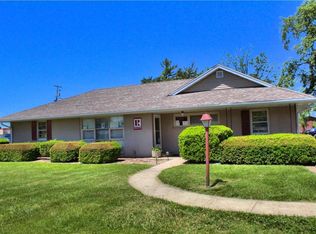 15 Ridgeview St, Danville, IL 61832