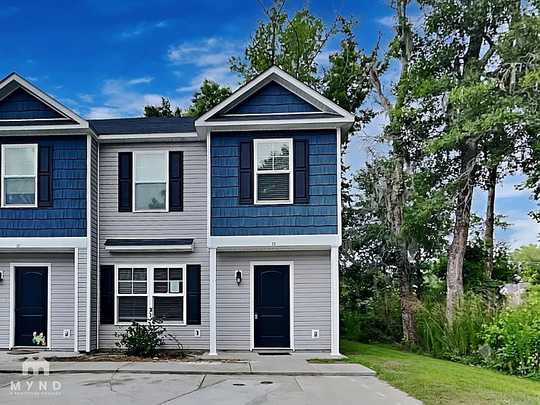 22 Cardinal Ct — Photo 1