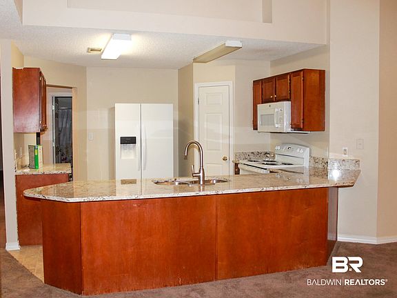 4th image of 8671 Irongate Way