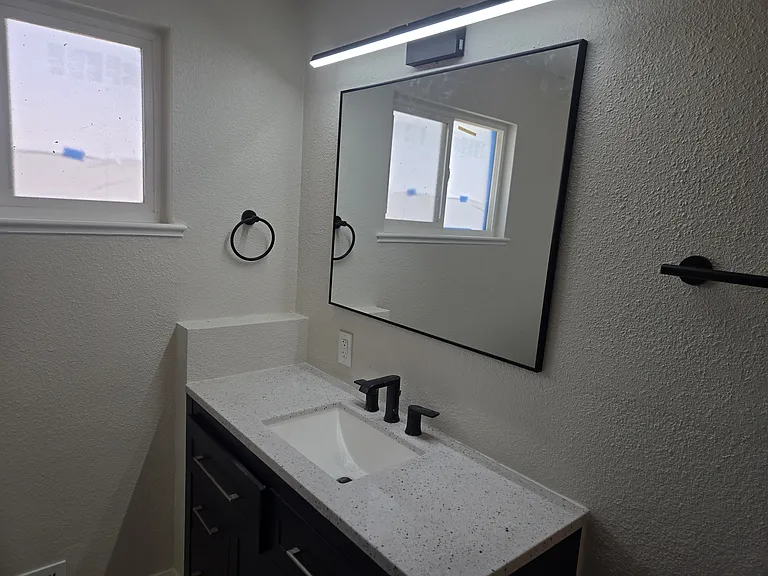 6139 E 33rd Ave #1 — Photo 7
