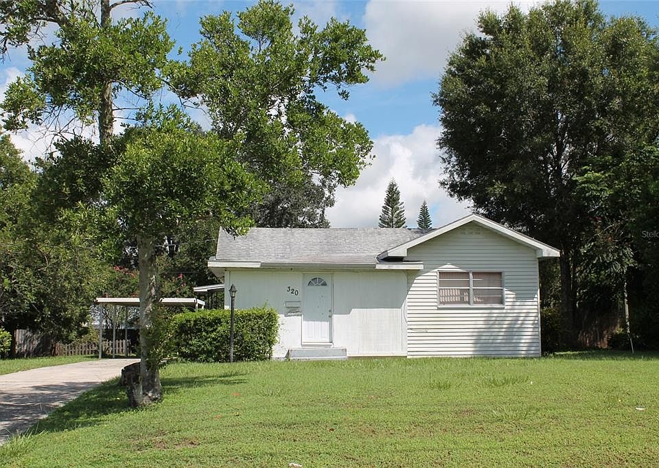 1st image of 320 W BULLARD AVENUE