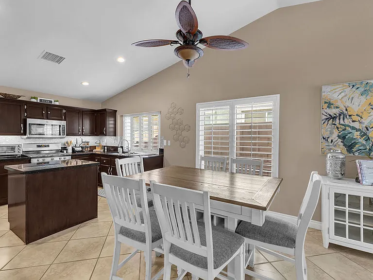 44310 Villeta Dr — Photo 29
