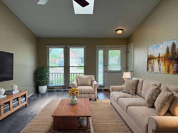 4th image of 3649 Crickwood Dr