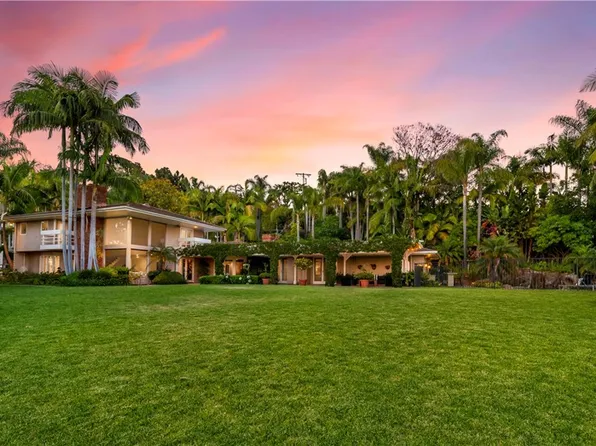 1672 La Loma Dr, Santa Ana, CA 92705