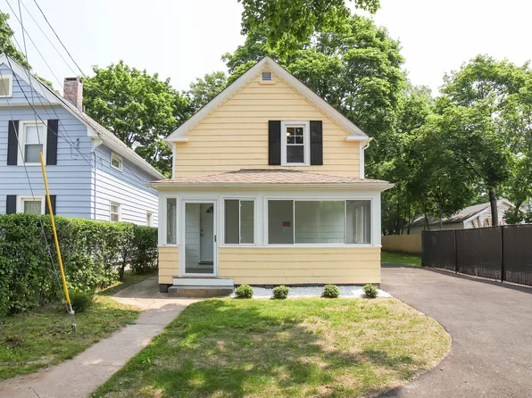 30 Ward Place, West Haven, CT 06516