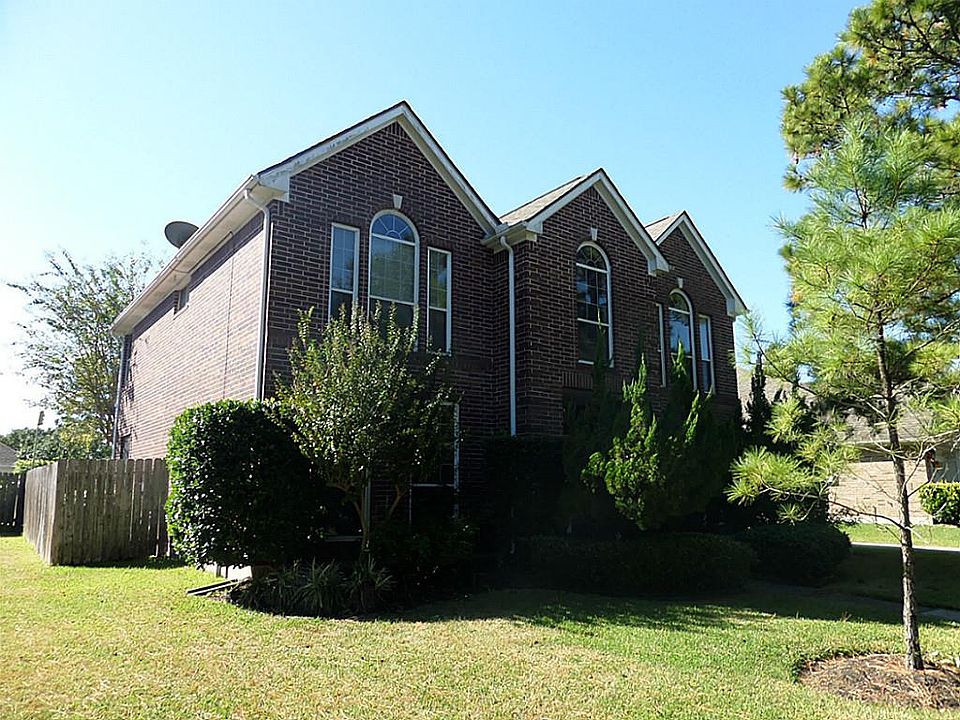 1st image of 2220 Castle Bay Dr
