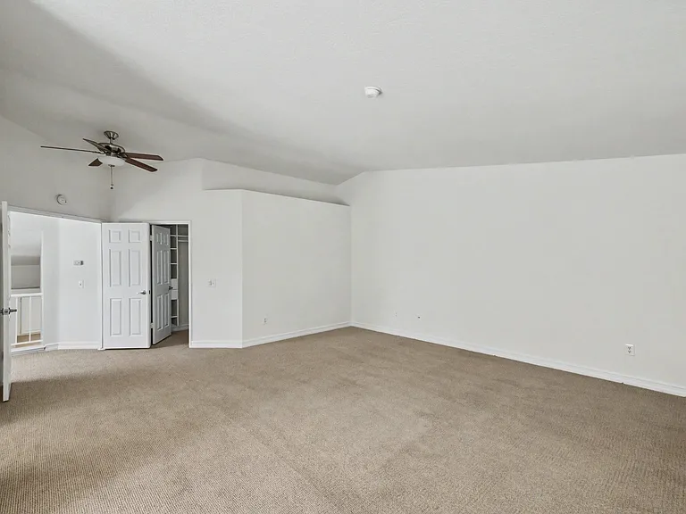 4258 Flintlock Ln — Photo 13