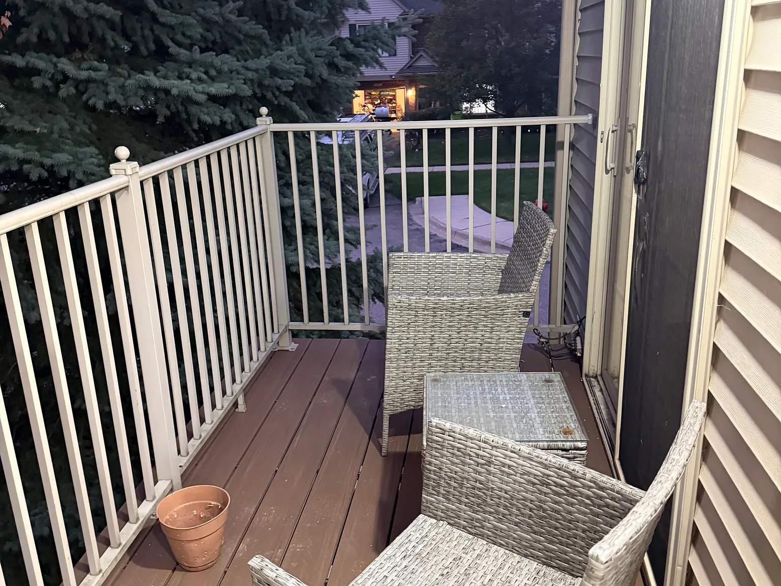 2 bed, 1150 sqft, $2,000 — Photo 4