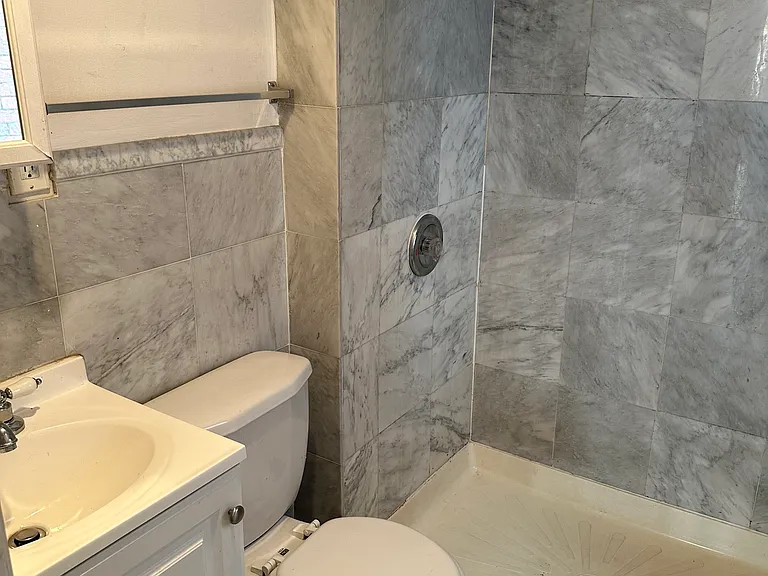 1310 South St #3F — Photo 5
