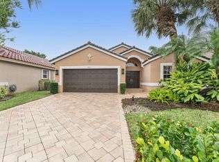 6505 Sun River Rd, Boynton Beach, FL 33437