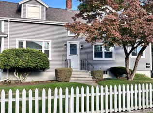 2 3rd St #1, Bristol, RI 02809