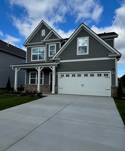 2417 Williams Ridge Dr — Photo 1