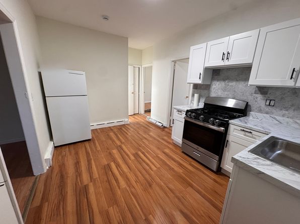 72 Hayward Pl FLOOR 2