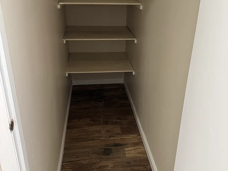 90 Pleasant St #1 — Photo 16