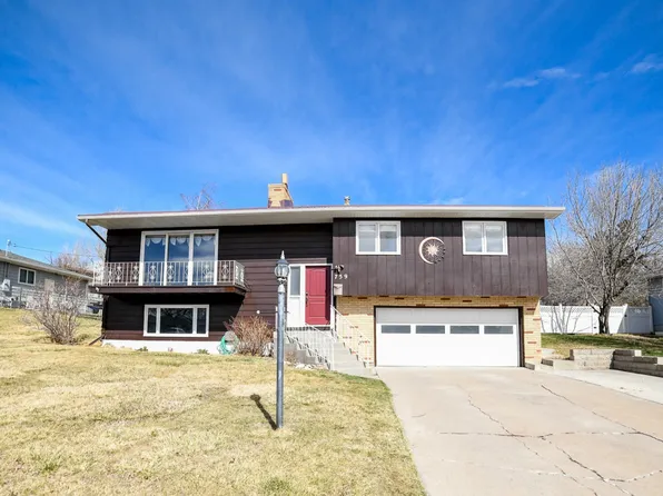 759 33rd Ave NE, Great Falls, MT 59404