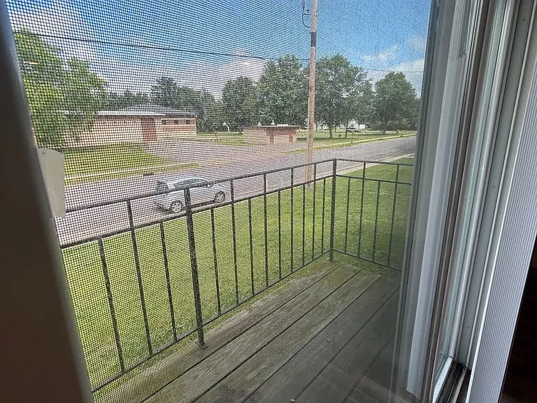 1214 Mosinee Ave — Photo 30