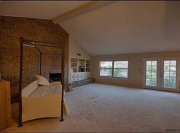 5th image of 1020 Singing Hills Dr