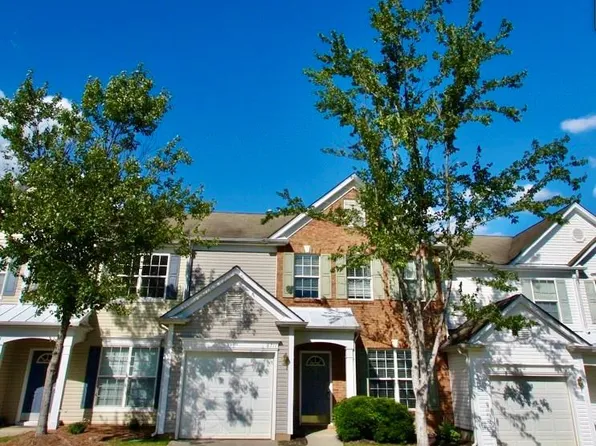 8711 Boham Ct, Charlotte, NC 28277