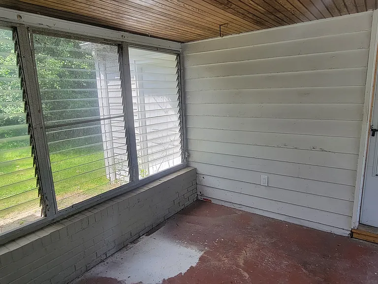 16772 Gerard Ave — Photo 22