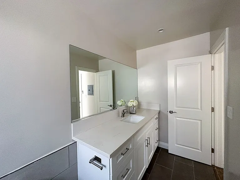 1111 S Benito Ave — Photo 11