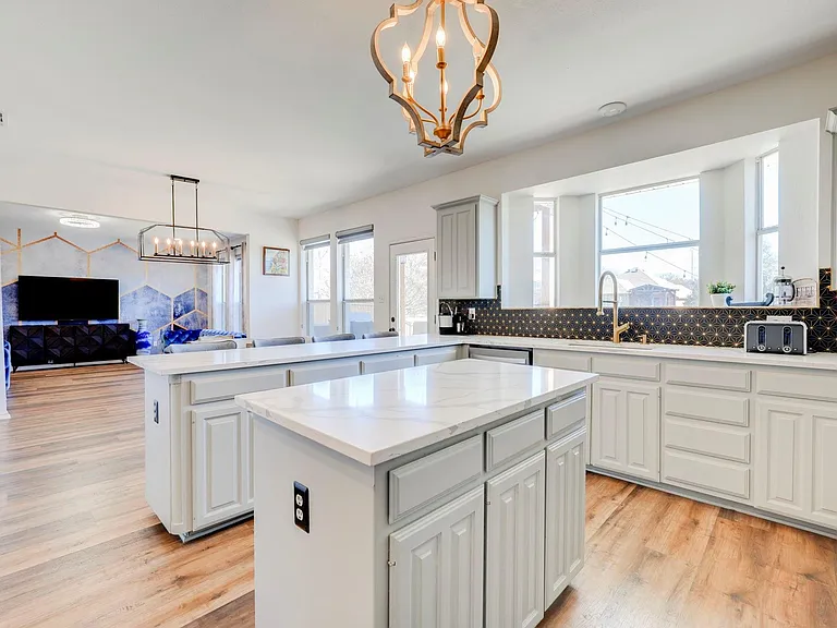 5514 Plantation Ln — Photo 17
