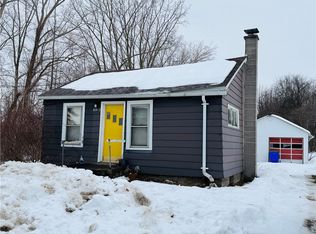 3812 Richs Corners Rd, Albion, NY 14411