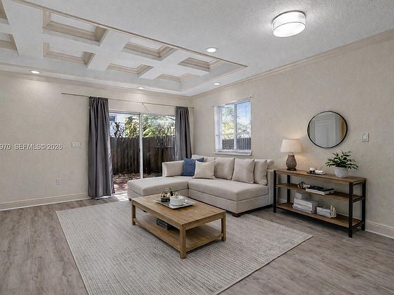 5th image of 11647 NE 18th Dr #11647