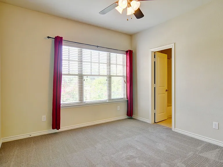 3409 Hamilton Ave — Photo 25