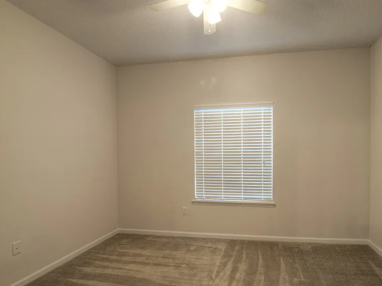 2852 Spoonbill Trl — Photo 7