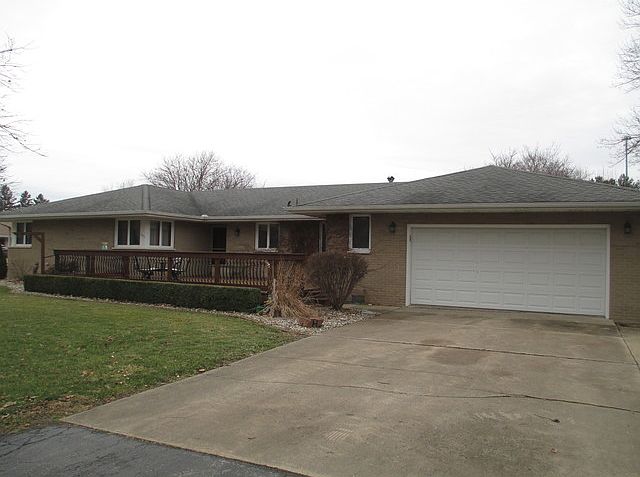 1st image of 303 S Cherry St