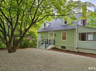 950 Benham St, Hamden, CT 06514