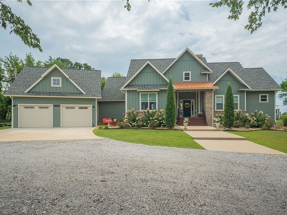 1st image of 11159 Molly Ln