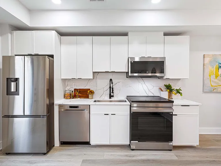Paxton Park Apartments — Photo 40