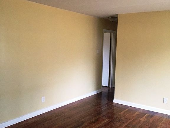 4th image of 2047 Wilbert Dr