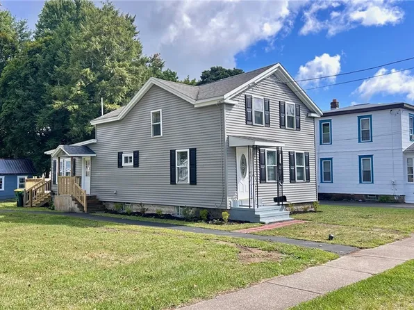 120 Fergerson Ave, North Syracuse, NY 13212