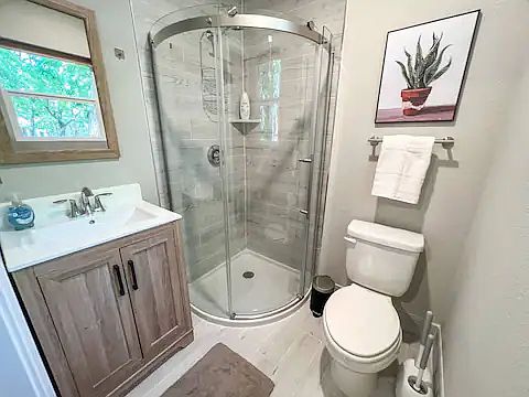 Master Bedroom Washroom