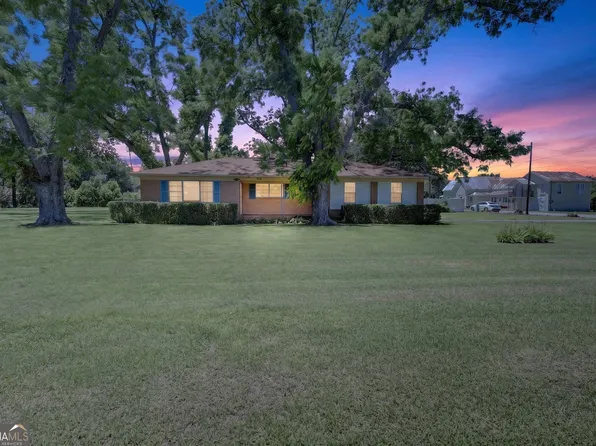 310 S Leroy St, Metter, GA 30439