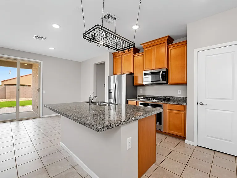 3629 E Archer Dr — Photo 8