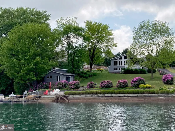 661 Apache Cv, Auburn, PA 17922