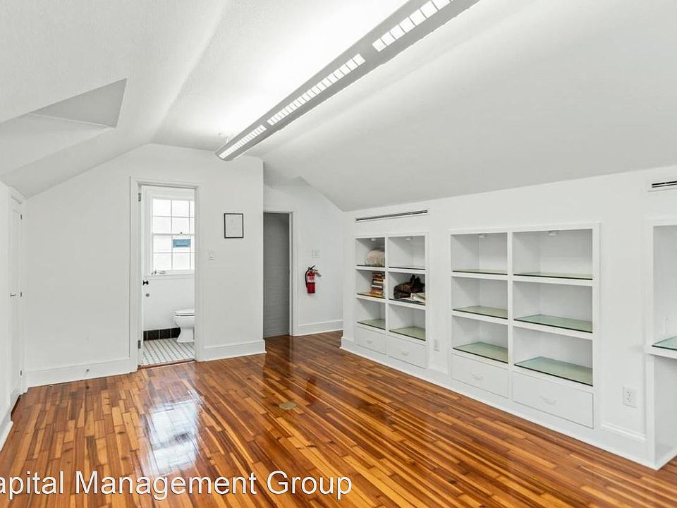 1st image of 1202 E Park Ave Office 2