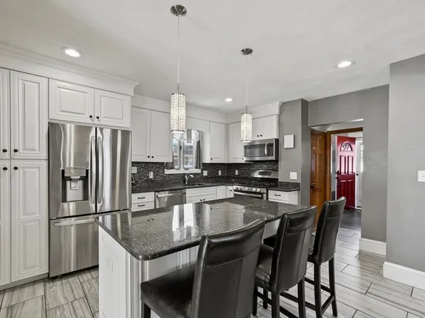 22 Agawam St, Dorchester, MA 02122