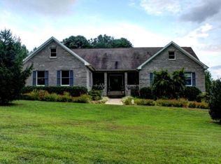 200 Carroll Ln, Pamplin, VA 23958