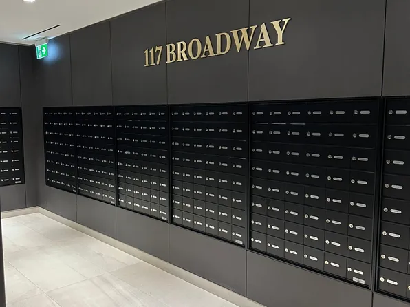 117 Broadway Ave #2207, Toronto, ON M4P 1V3