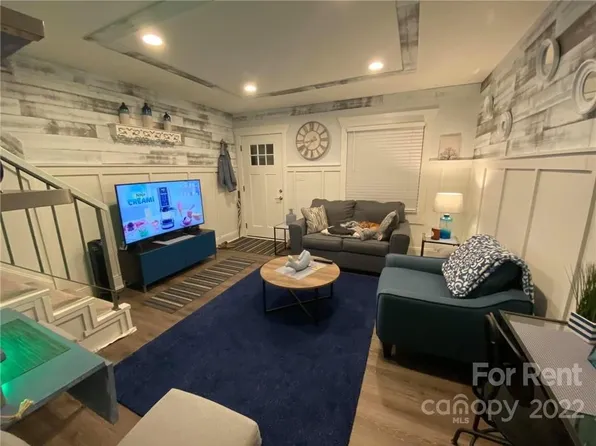 640 Chipley Ave APT 5, Charlotte, NC 28205