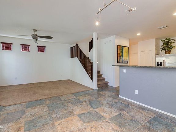 3rd image of 3075 E Camellia Dr