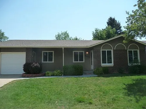 570 S Field Ct Photo 1