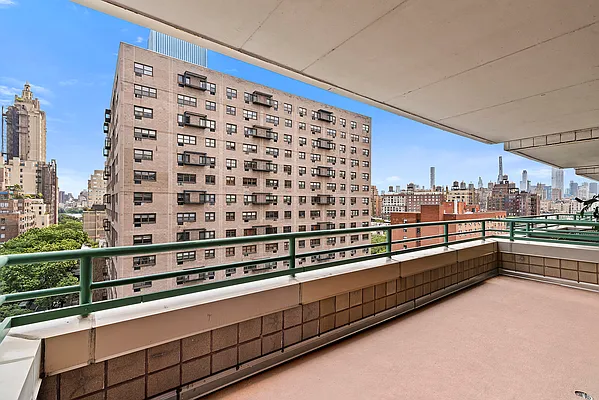 Rented by Corcoran | media 10