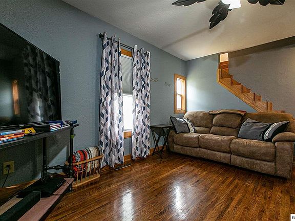 5th image of 119 Manchester Ave